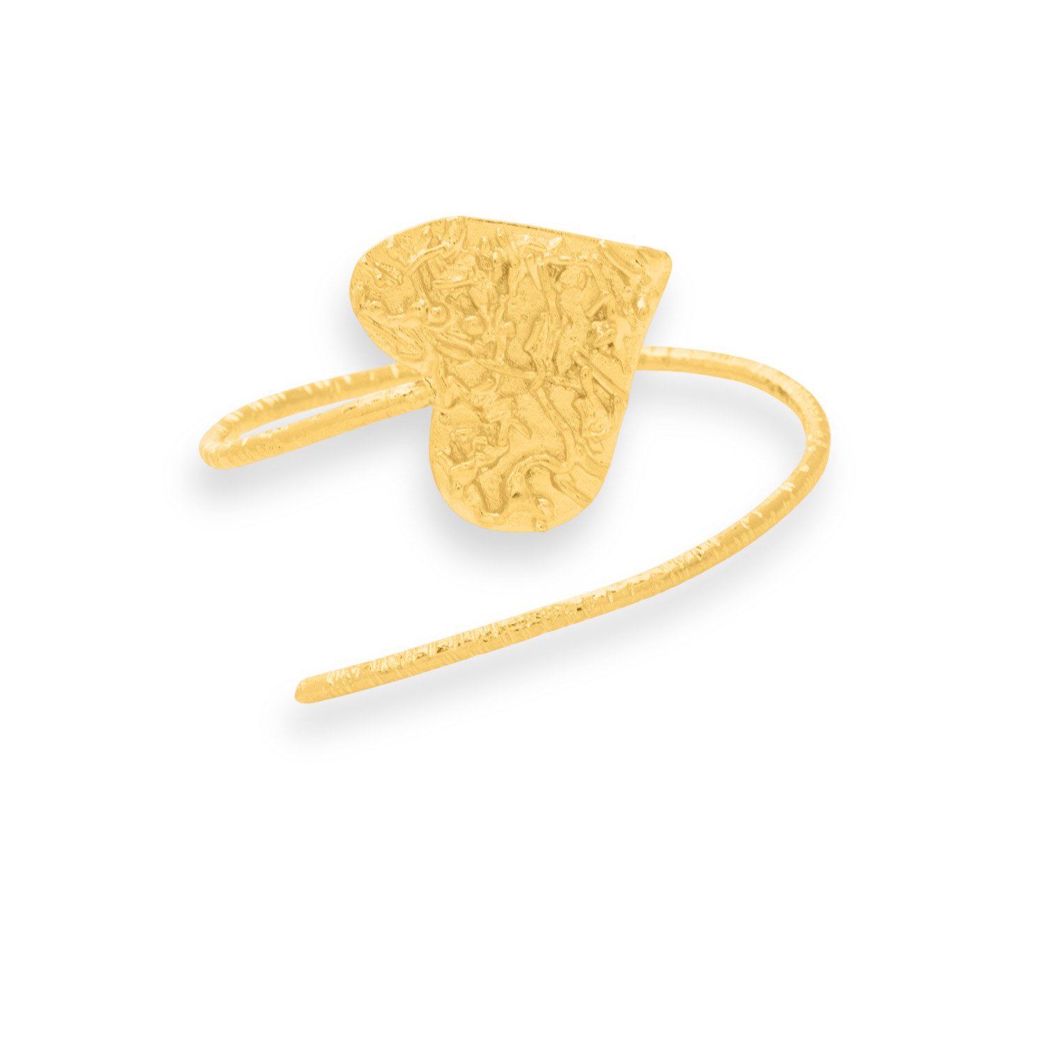 Χειροποίητο ανοιχτό βραχιόλι από ορείχαλκο με ασύμμετρο γλυπτικό στοιχείο σε σχήμα καρδιάς, διαθέσιμο σε επίχρυσο, μαύρη οξείδωση και free nickel – statement κόσμημα ελληνικής κατασκευής