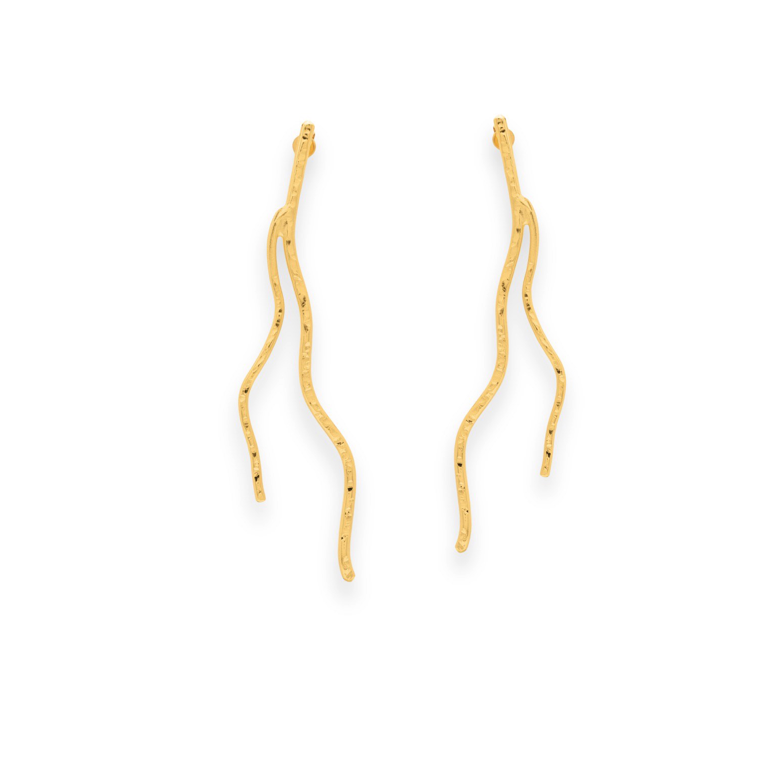 Χειροποίητα μακριά σκουλαρίκια από ορείχαλκο, με κυματιστή γραμμή και διακριτική κίνηση. Διαθέτουν ασημένια βελόνα και προσφέρονται σε επίχρυση επιμετάλλωση, μαύρη οξείδωση ή free nickel.