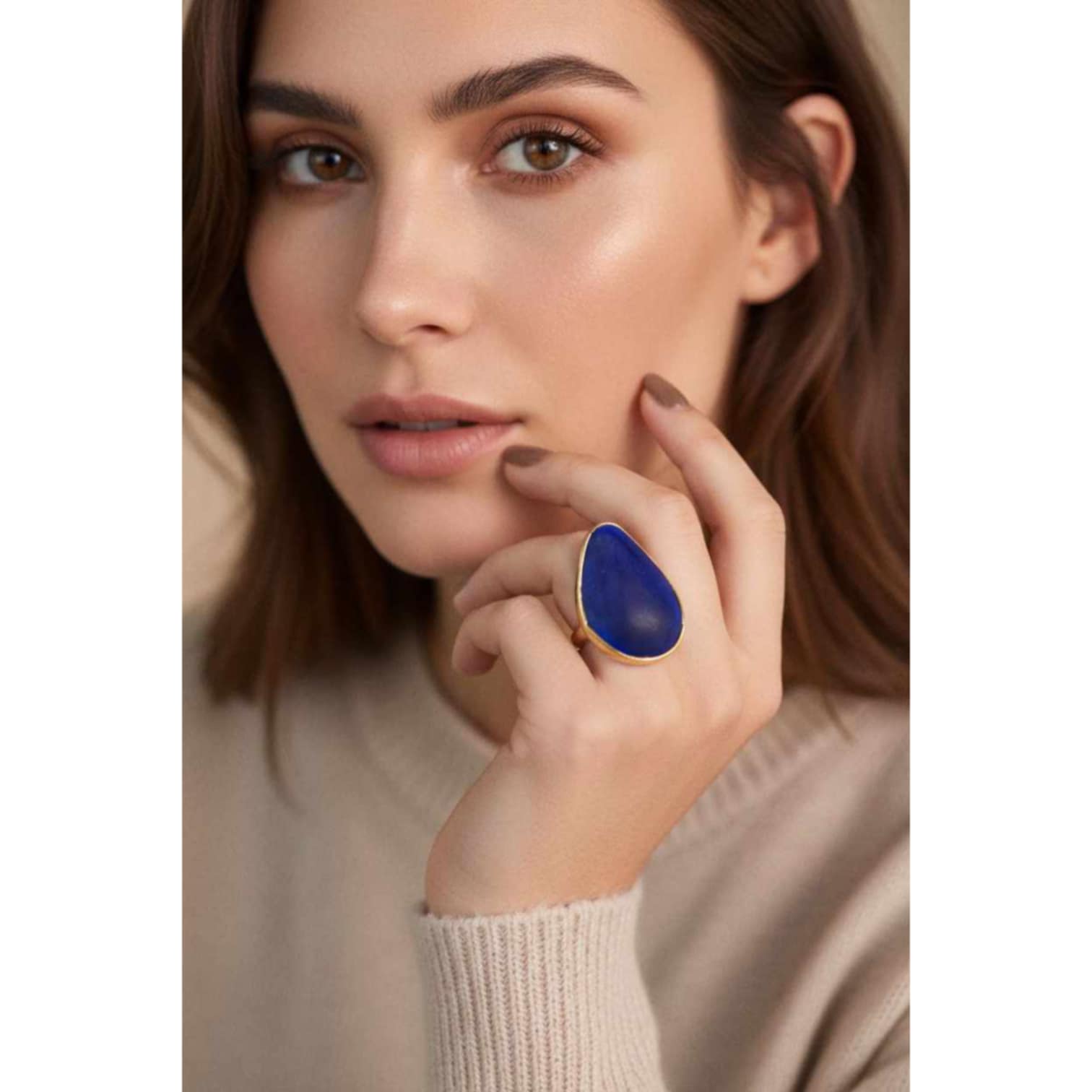 Χειροποίητο δαχτυλίδι ορείχαλκου με πέτρα από υγρό γυαλί